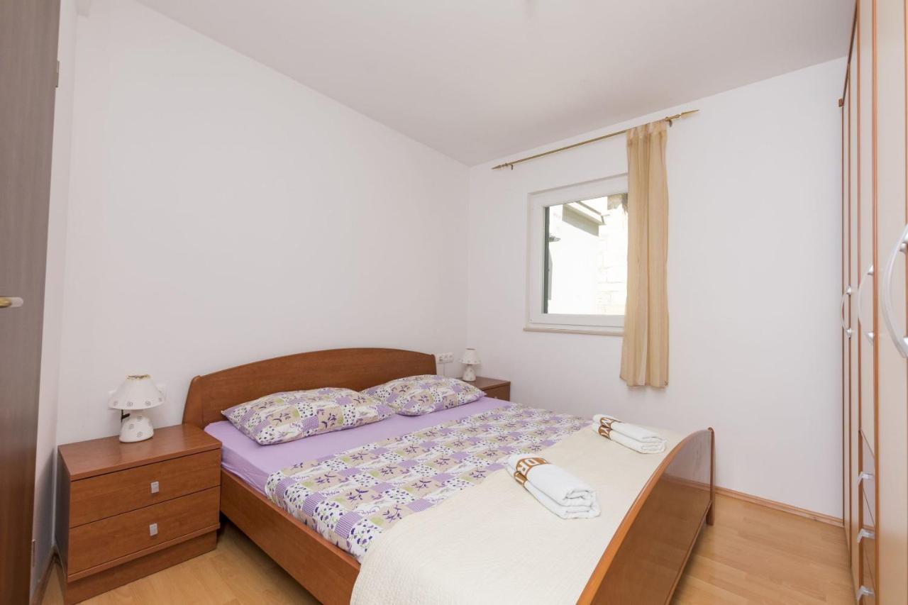 Apartments Mira Omiš Exterior foto